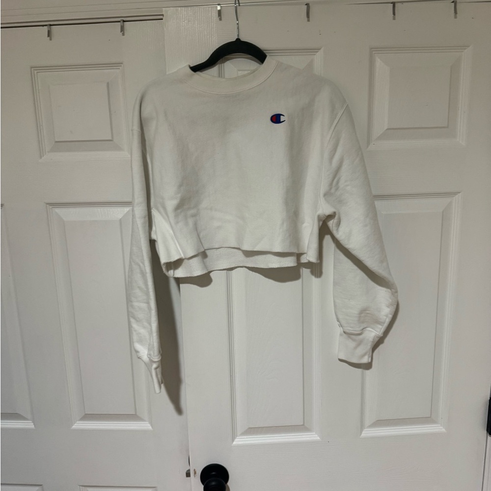 Champion Off-White Cropped Crewneck Sweatshirt